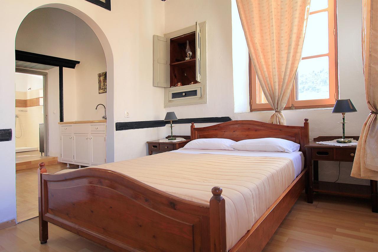 Traditional Apartments Alexandra Мегісті Екстер'єр фото