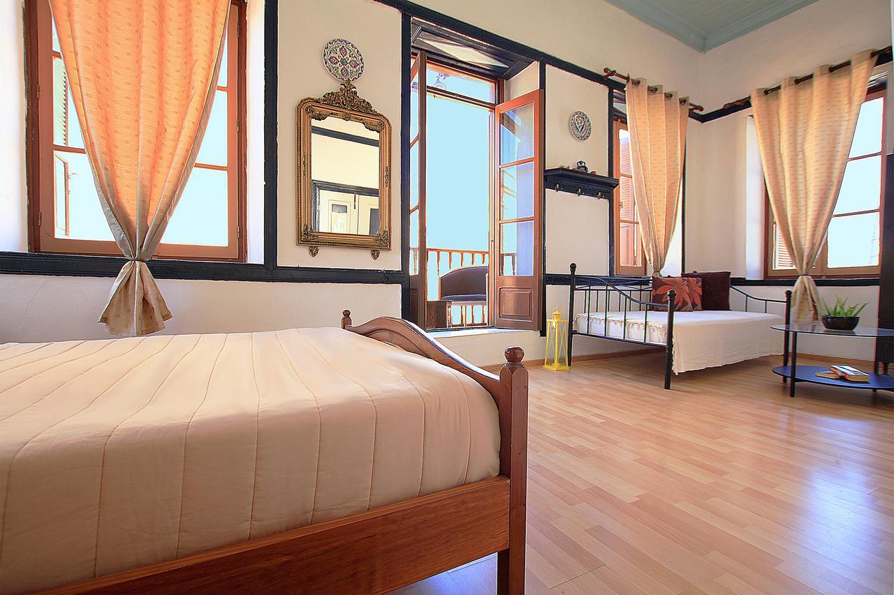 Traditional Apartments Alexandra Мегісті Екстер'єр фото